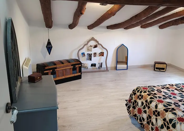 Alma Mudejar Tatil Evi *